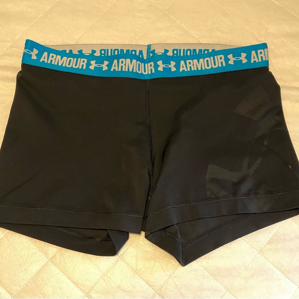 Under Armour Black Athletic Compression Shorts